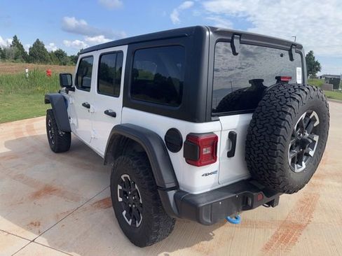 Used 2024 Jeep Wrangler Unlimited Rubicon 4xe AWD/4WD image 6