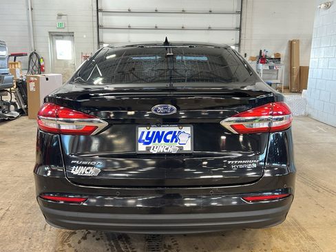 Used 2019 Ford Fusion Titanium image 40