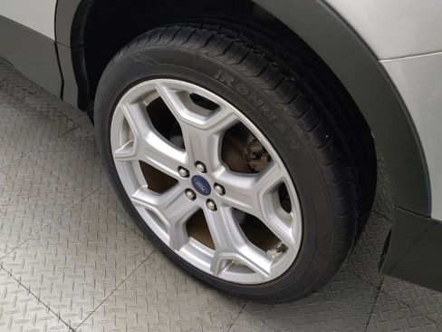 Used 2018 Ford Escape Titanium FWD image 31