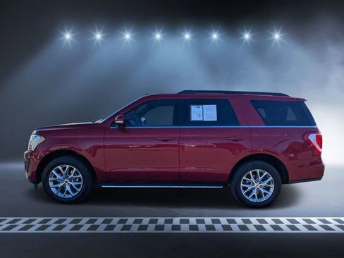 Used 2020 Ford Expedition XLT w/ Equipment Group 202A image 5