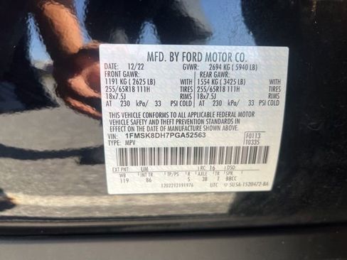 Used 2023 Ford Explorer XLT image 28