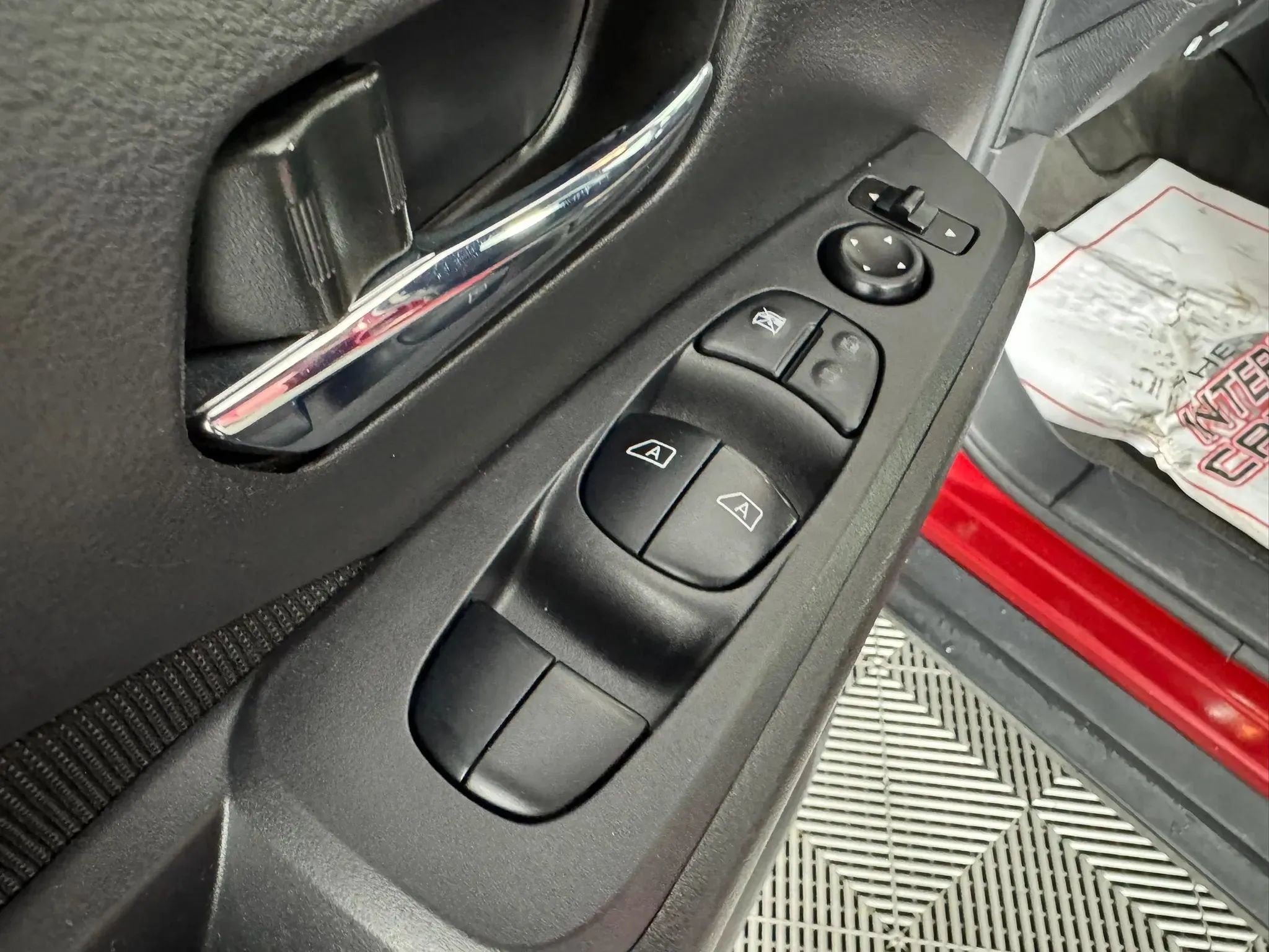 Used 2023 Nissan Kicks SV FWD image 36
