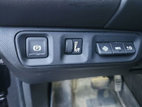 Used 2022 GMC Acadia AT4 w/ Technology Package AWD/4WD image 21