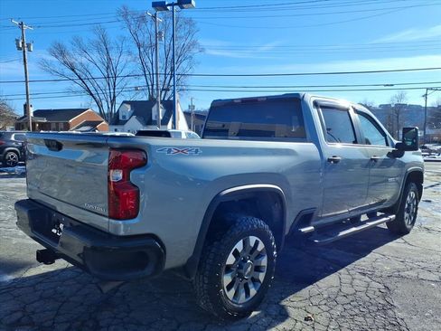 Certified 2024 Chevrolet Silverado 2500 Custom w/ Custom Convenience Package image 3