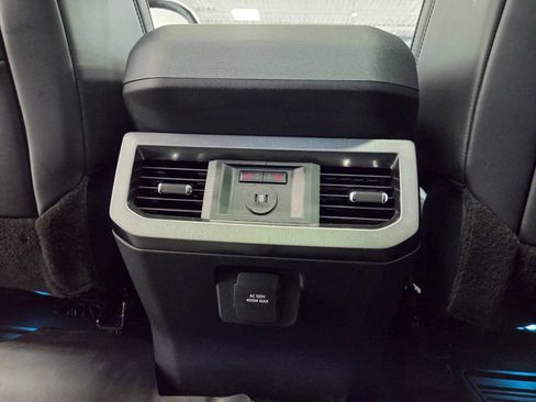 Used 2025 Ford F250 Platinum AWD/4WD image 20