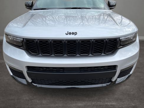 New 2025 Jeep Grand Cherokee L Limited image 26