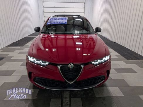 Used 2024 Alfa Romeo Tonale Ti w/ Active Assist Package AWD/4WD image 6