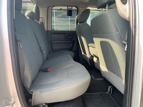 Used 2018 RAM 1500 Express RWD image 28