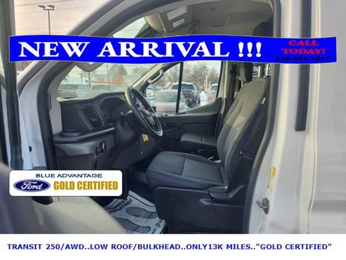 Used 2023 Ford Transit 250 Low Roof AWD w/ Exterior Upgrade Package image 10