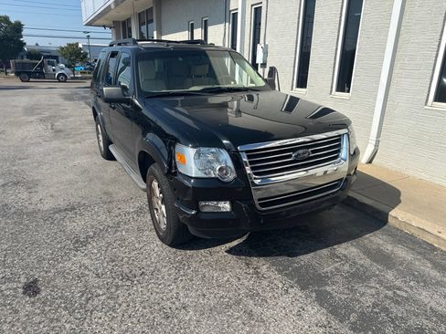 Used 2010 Ford Explorer XLT AWD/4WD image 9