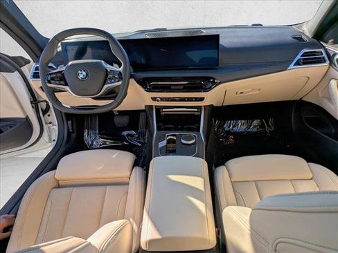 Used 2026 BMW 430i Coupe w/ Parking Assistance Package image 18