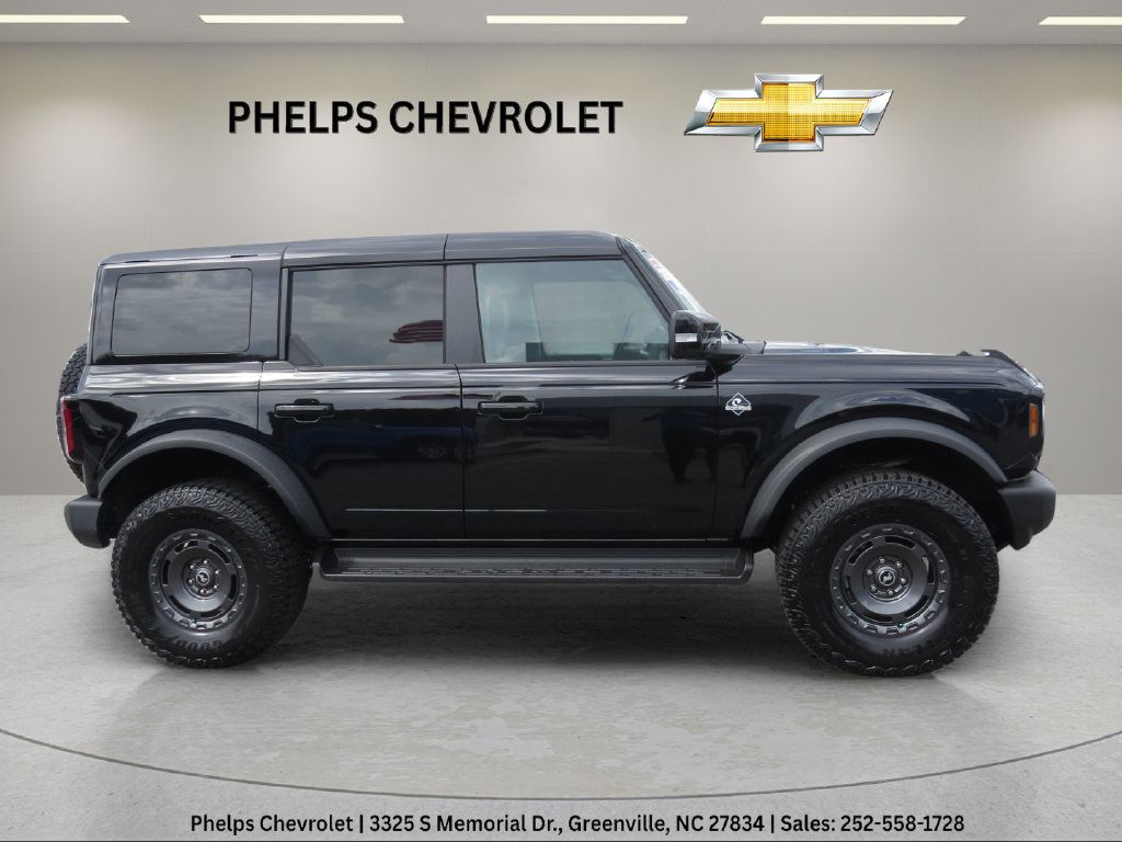 Used 2025 Ford Bronco Outer Banks w/ Sasquatch Package AWD/4WD image 3