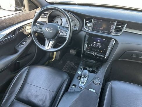 Used 2019 INFINITI QX50 Essential w/ Sensory Package FWD image 16