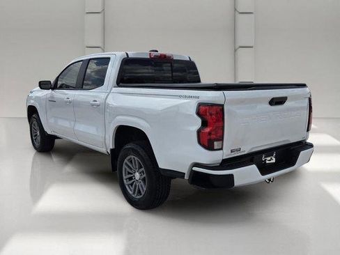 Used 2024 Chevrolet Colorado LT w/ LT Convenience Package RWD image 3