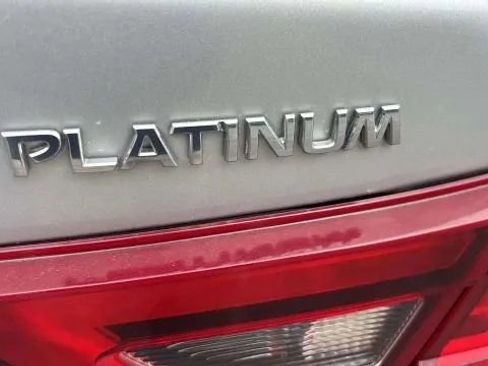 Used 2017 Nissan Maxima Platinum image 46
