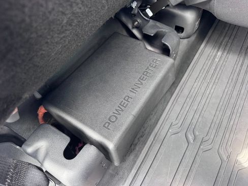 Used 2023 Ford F150 Raptor AWD/4WD image 33