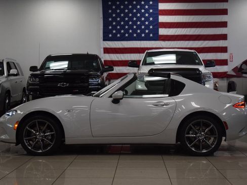 Used 2018 MAZDA MX-5 Miata RF Grand Touring image 11