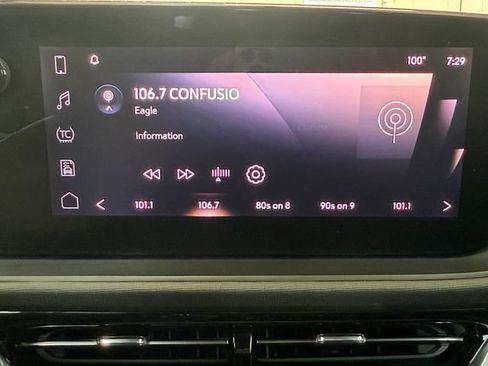 Used 2025 Buick Envista Sport Touring w/ Convenience I Package FWD image 8