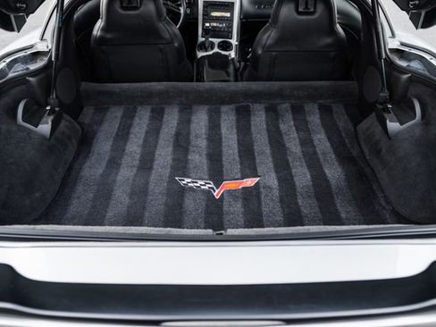 Used 2005 Chevrolet Corvette Coupe w/ Preferred Equipment Group image 71