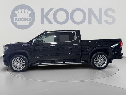 Used 2024 GMC Sierra 1500 Denali w/ Technology Package AWD/4WD image 7