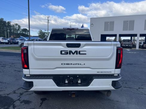 Used 2025 GMC Sierra 2500 Denali Ultimate image 4