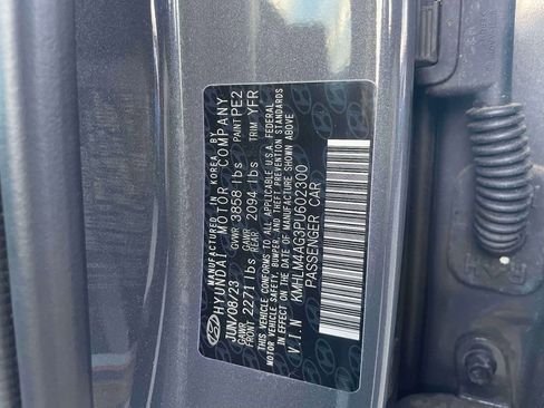 Certified 2023 Hyundai Elantra SEL image 18