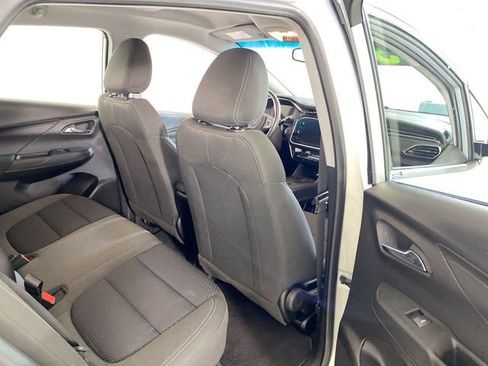 Used 2023 Chevrolet Bolt LT image 32