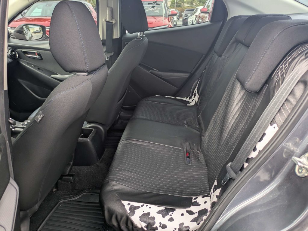 Used 2018 Toyota Yaris iA FWD image 12