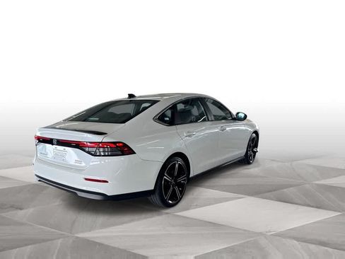 Used 2023 Honda Accord Sport image 8