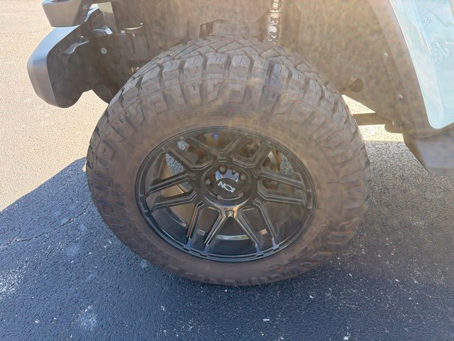 Used 2024 Jeep Wrangler Unlimited Sahara AWD/4WD image 14