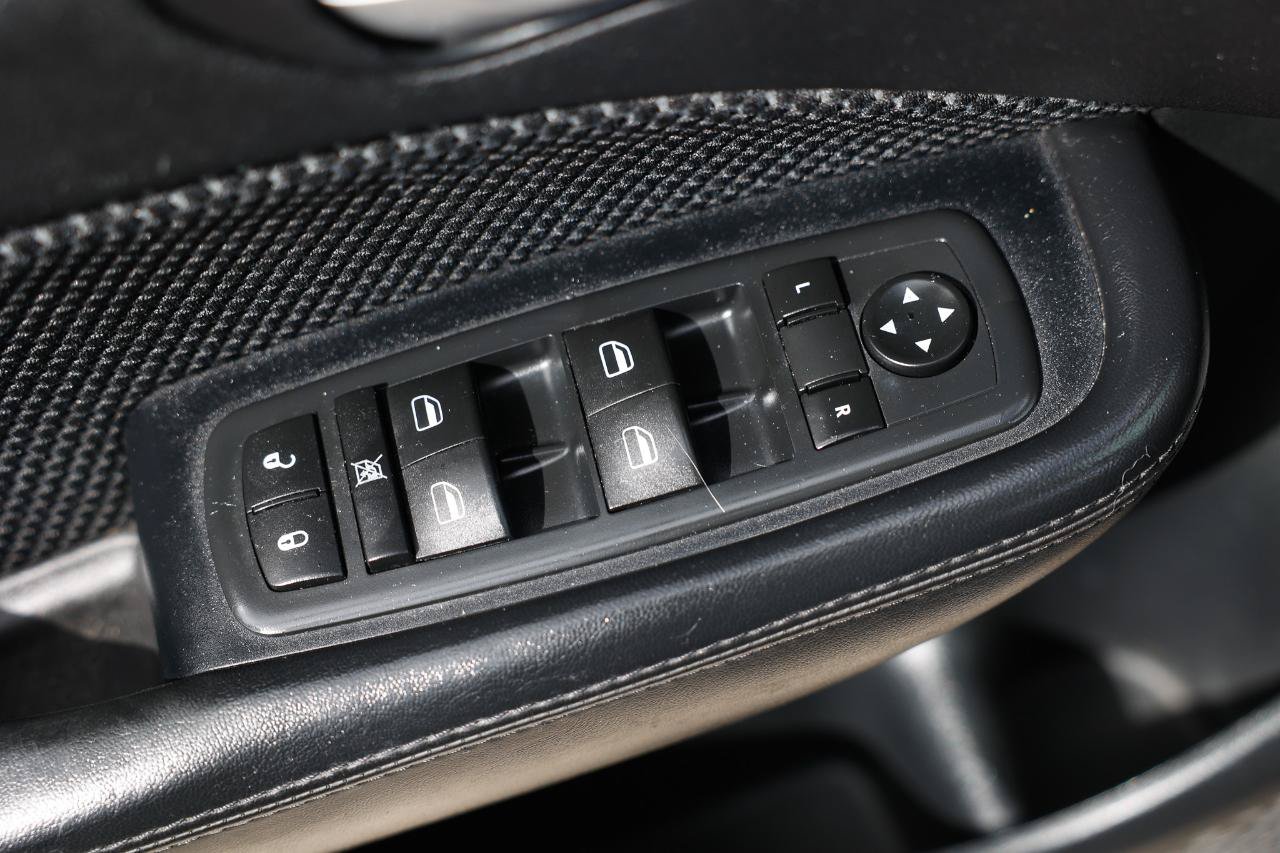 Used 2016 Dodge Dart SXT FWD image 37