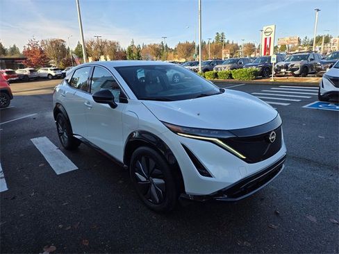 Used 2024 Nissan Ariya FWD image 4