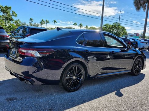 Used 2021 Toyota Camry XSE image 13