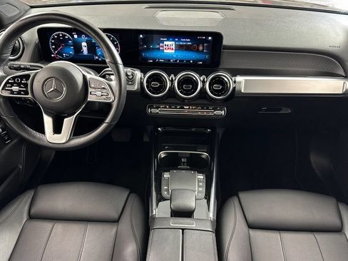 Certified 2022 Mercedes-Benz GLB 250 4MATIC image 19