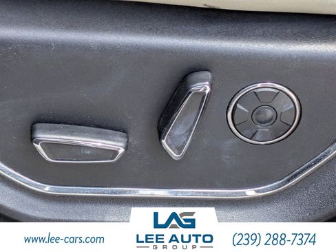 Used 2018 Ford Expedition Platinum RWD image 20