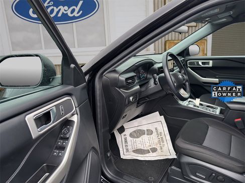 Certified 2022 Ford Explorer XLT image 14