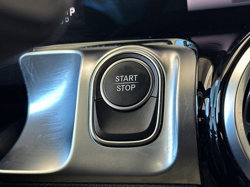 Certified 2025 Mercedes-Benz EQB 250+ image 29