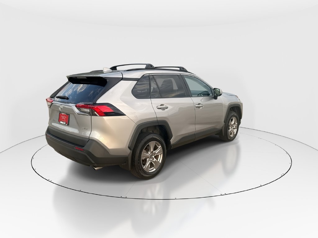 Used 2023 Toyota RAV4 XLE w/ Convenience Package FWD image 8
