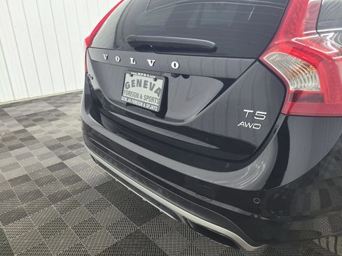 Used 2016 Volvo V60 T5 Cross Country AWD/4WD image 19