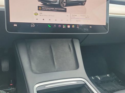 Used 2023 Tesla Model 3 Standard Range RWD image 15
