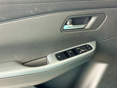 New 2026 Nissan Leaf SV+ w/ Floor Mat Package (SV+) FWD image 18