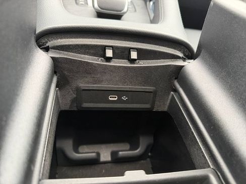Certified 2025 Mercedes-Benz GLE 450e 4MATIC image 22