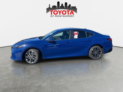 New 2026 Toyota Camry XLE FWD image 3