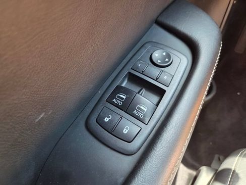 Certified 2018 Dodge Challenger SRT RWD image 21