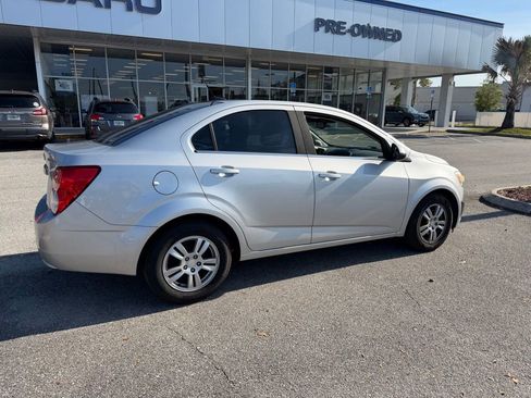 Used 2012 Chevrolet Sonic LT FWD image 3