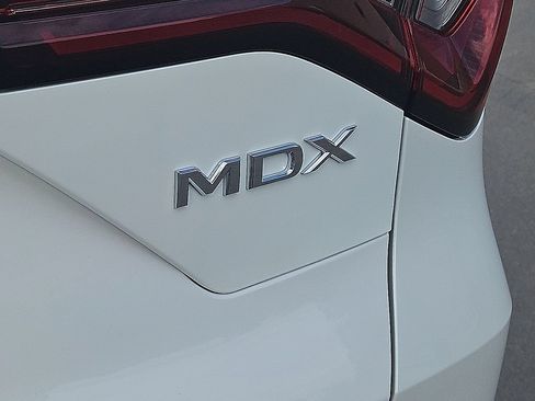 Used 2026 Acura MDX w/ Technology Package FWD image 11