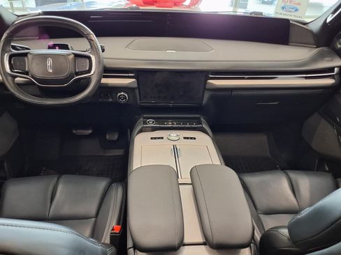 Used 2025 Lincoln Navigator Reserve w/ Jet Appearance Package AWD/4WD image 13