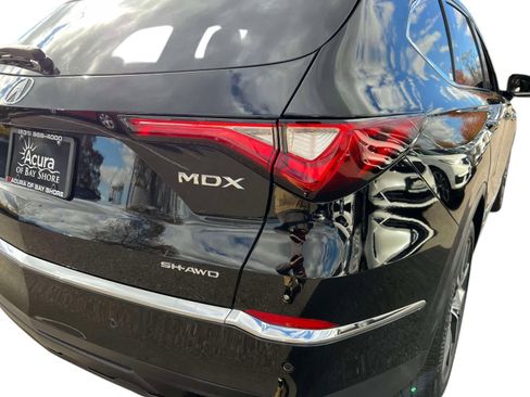 Certified 2023 Acura MDX SH-AWD w/ Technology Package image 7