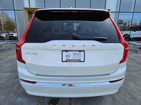 Used 2023 Volvo XC90 T8 Ultimate image 6