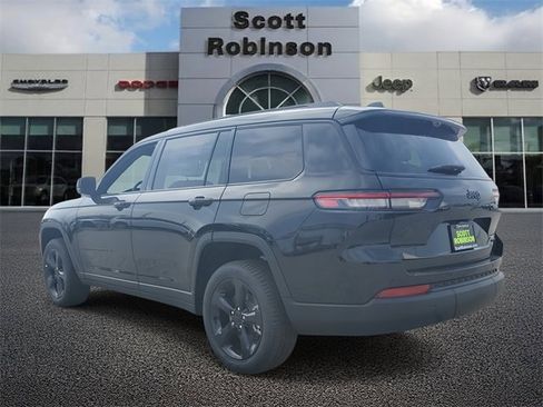 New 2025 Jeep Grand Cherokee L Limited w/ Luxury Tech Group II image 3